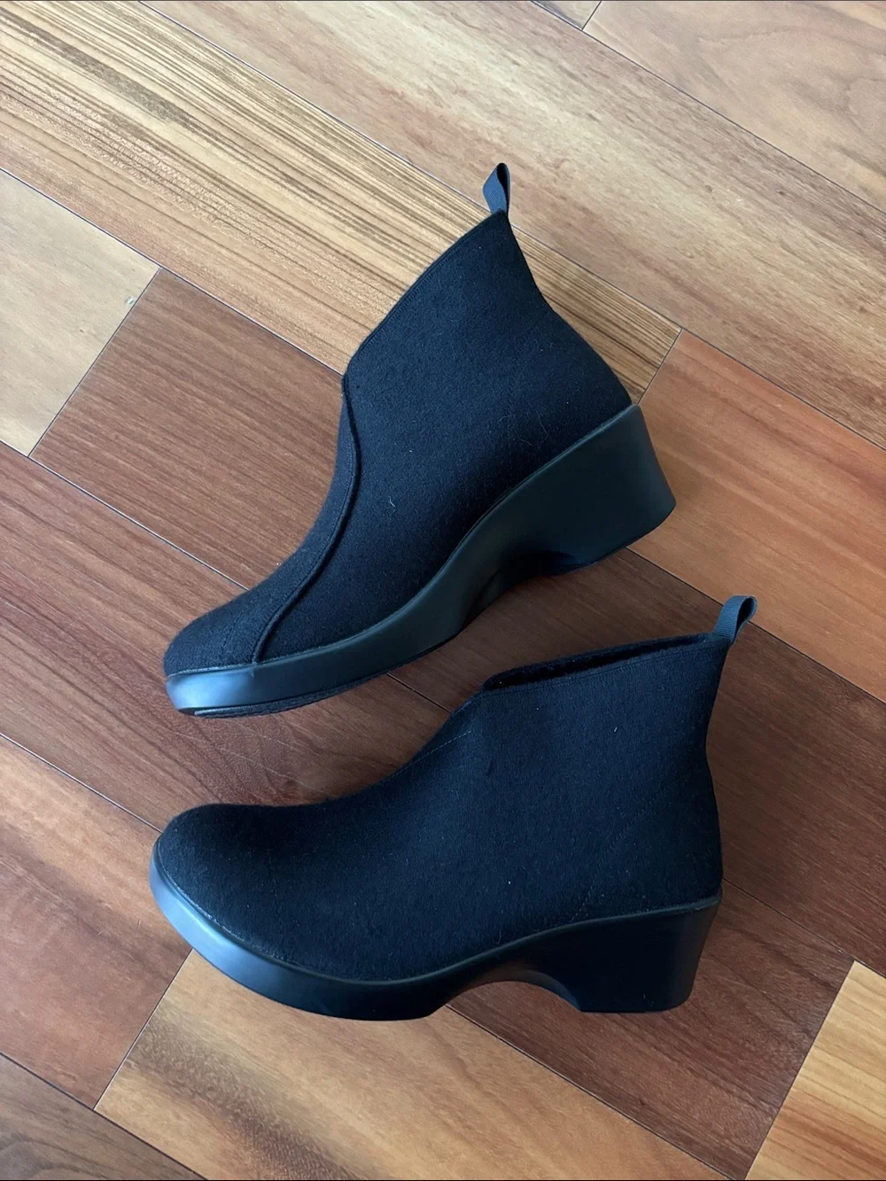 Like new Alegria boots